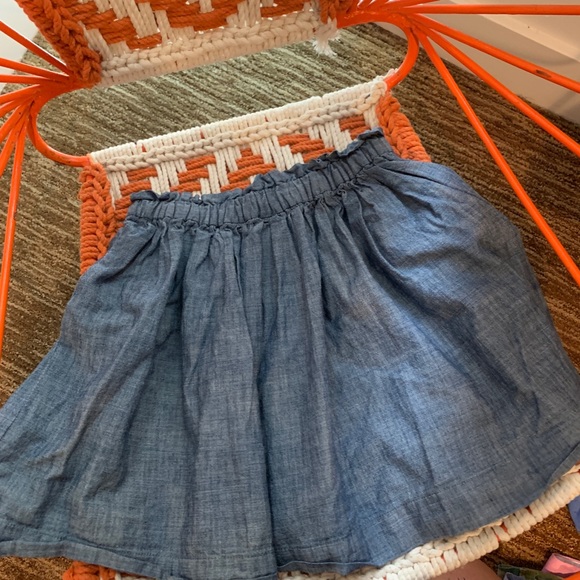 CREWCUTS (j. Crew) girls adorable chambray skirt - Picture 3 of 3